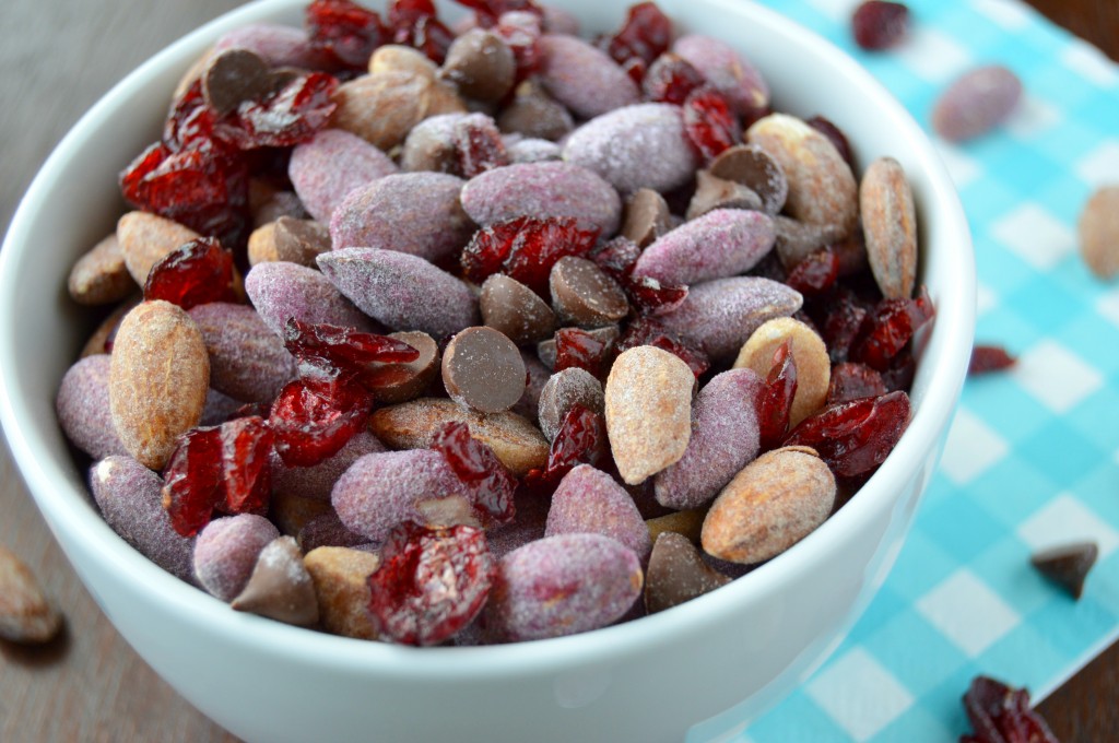 almond trail mix 14