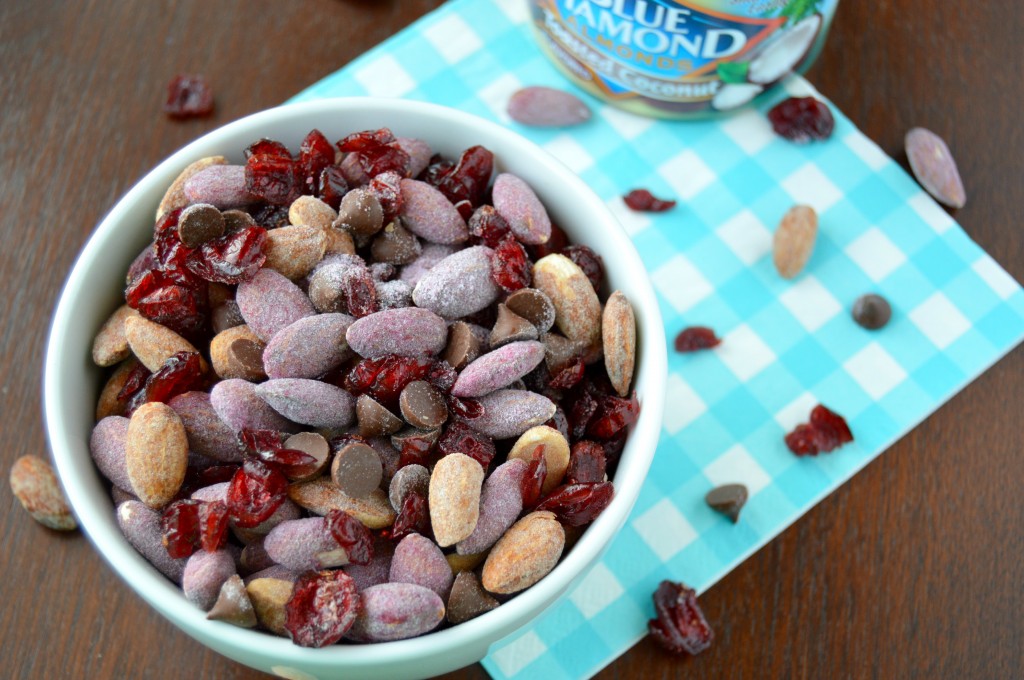 almond trail mix 15