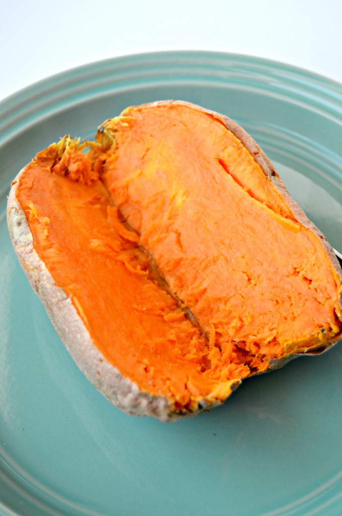 How to Make a Baked Sweet Potato in the Microwave | cleaneatingveggiegirl.com