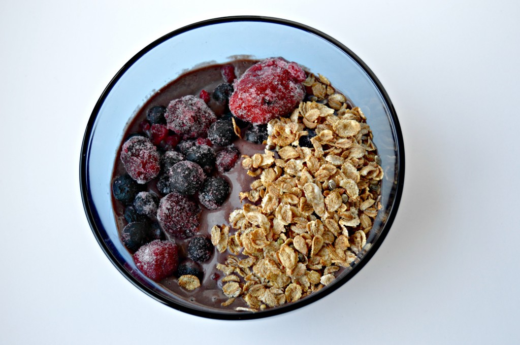 Learn how to make an acai bowl for a healthy vegan and gluten-free breakfast option!