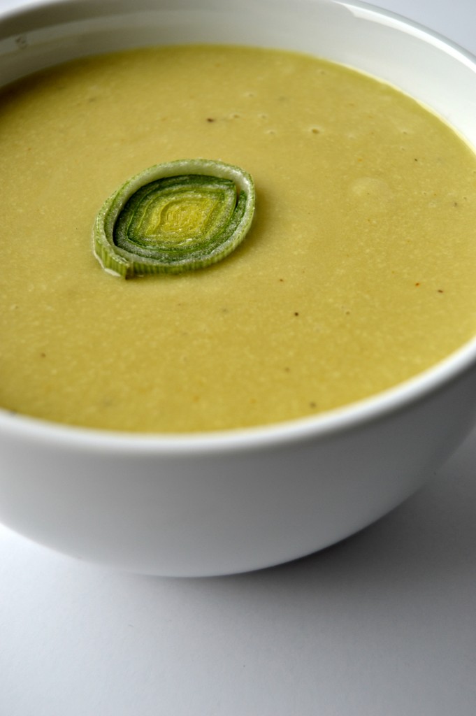 cheesy cashew leek potato soup 5