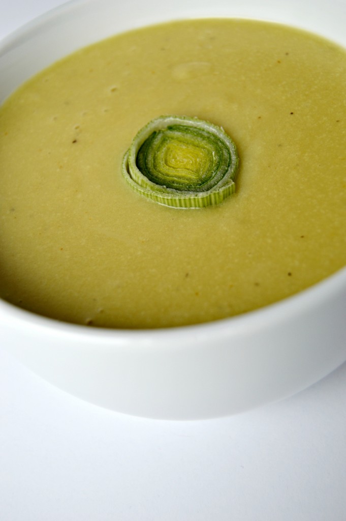 cheesy cashew leek potato soup 6