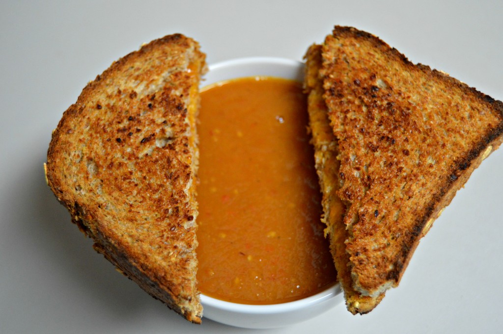 grilled cheese tomato soup