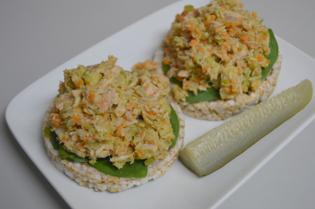 veggie tuna on rice cakes