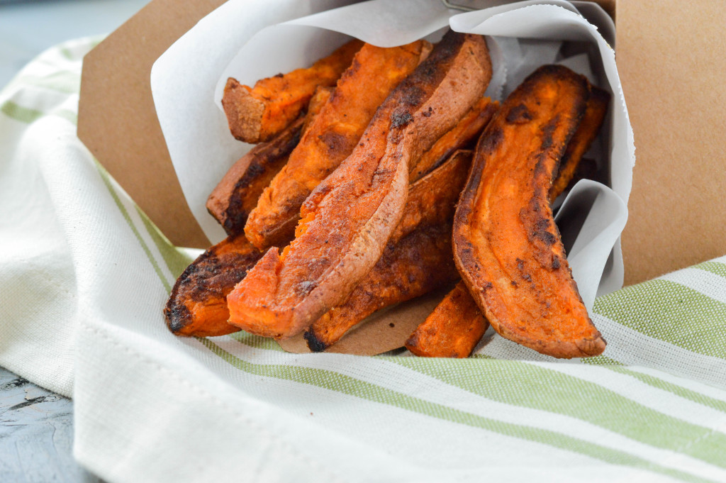 Crispy Baked & Fried Healthy Sweet Potato Fries {AIP Paleo, Gluten-Free, Grain-Free, Vegan, Nightshade-Free}| cleaneatingveggiegirl.com