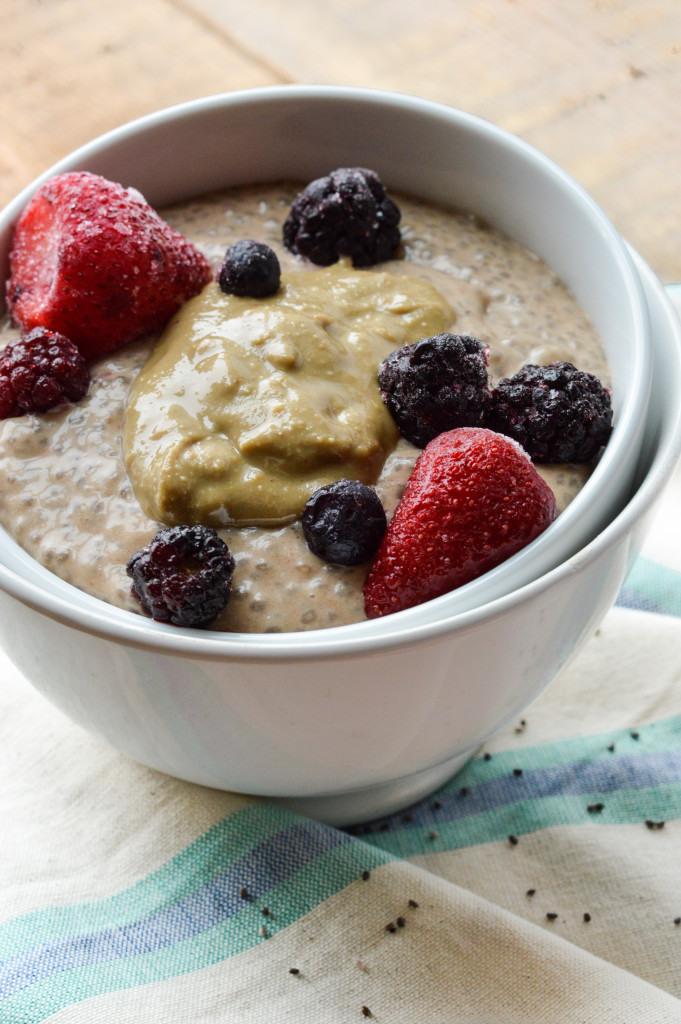 Paleo Banana-Free Chia Pudding {Gluten-Free, Grain-Free, Dairy-Free, Vegan, Nightshade-Free, Nut-Free} | cleaneatingveggiegirl.com