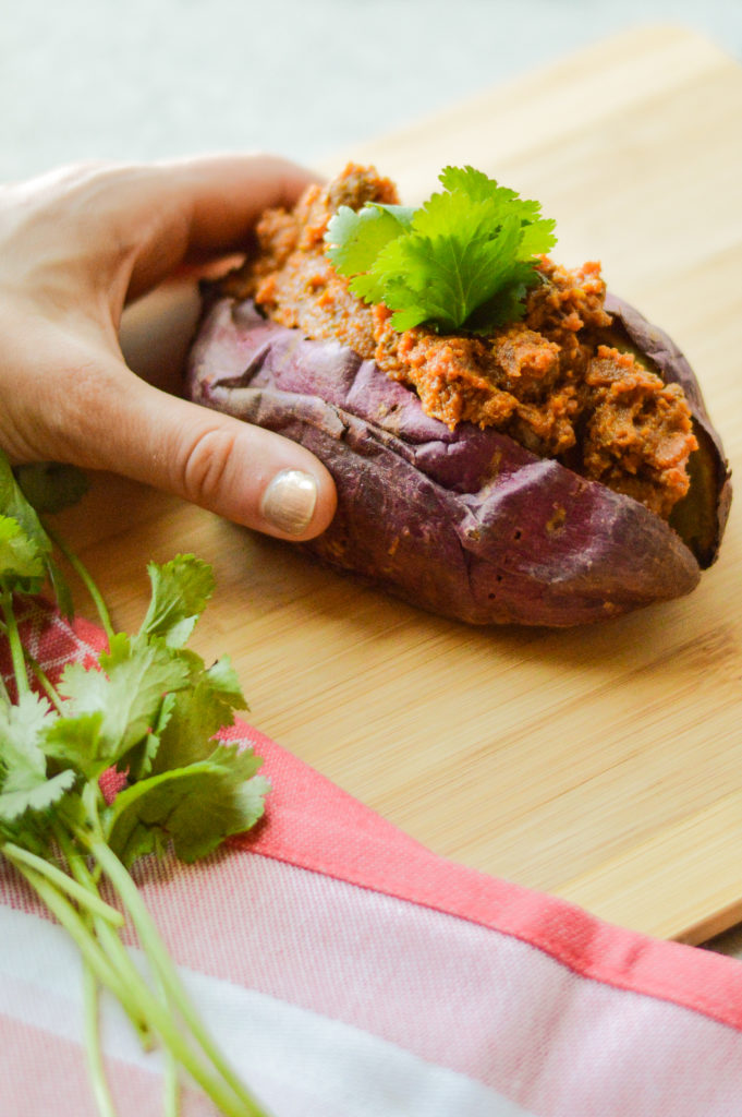 Nightshade-Free Paleo Sloppy Joes with Sweet Potatoes {AIP, Gluten-Free, Grain-Free, Dairy-Free} | cleaneatingveggiegirl.com