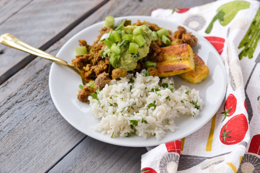 Copycat Chipotle Cilantro Lime White Rice {Gluten-Free, Vegan, Nightshade-Free} | cleaneatingveggiegirl.com