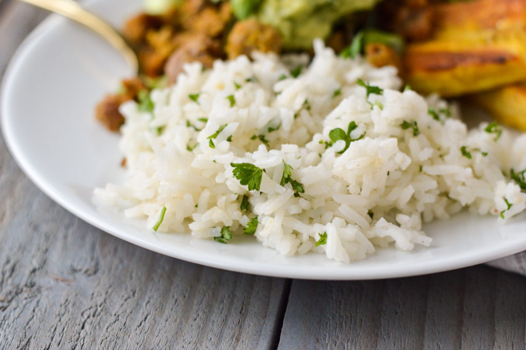 Copycat Chipotle Cilantro Lime White Rice {Gluten-Free, Vegan, Nightshade-Free} | cleaneatingveggiegirl.com