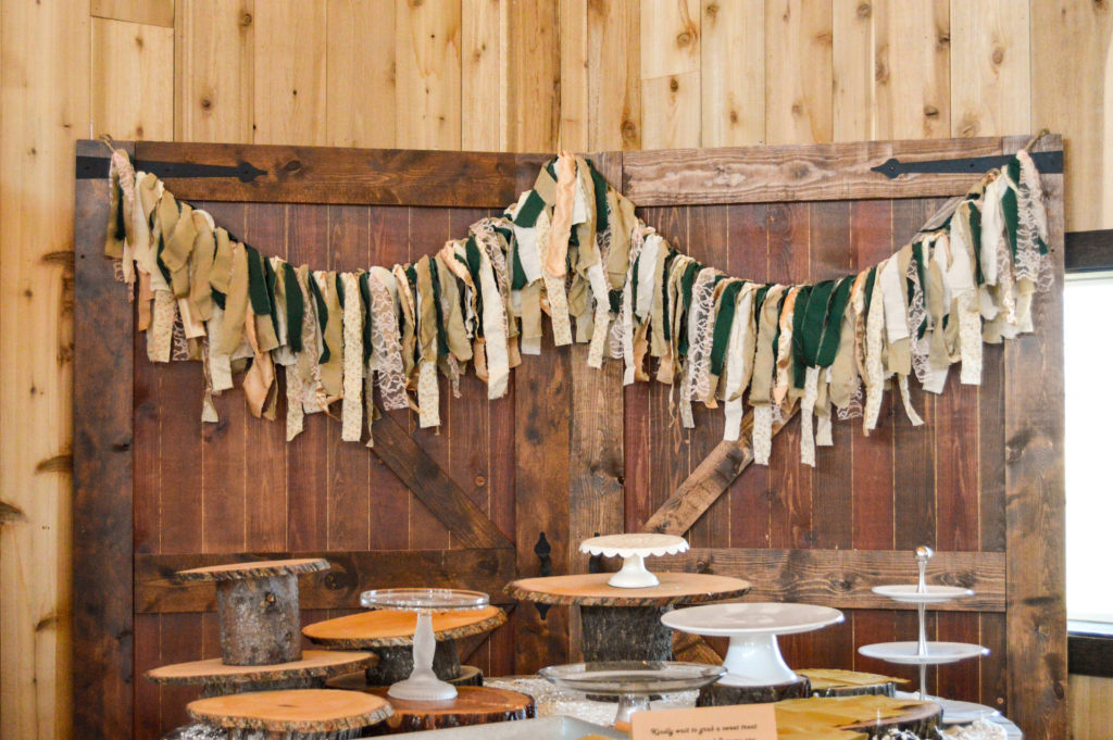 How to Make a Fabric Garland for a Wedding | cleaneatingveggiegirl.com #wedding #engaged #DIY