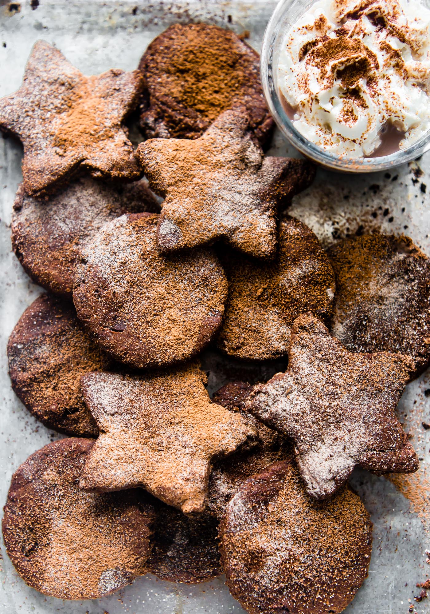 Paleo Christmas Cookie Recipes for a healthier holiday dessert! #Christmas #Paleo #cookies #glutenfree